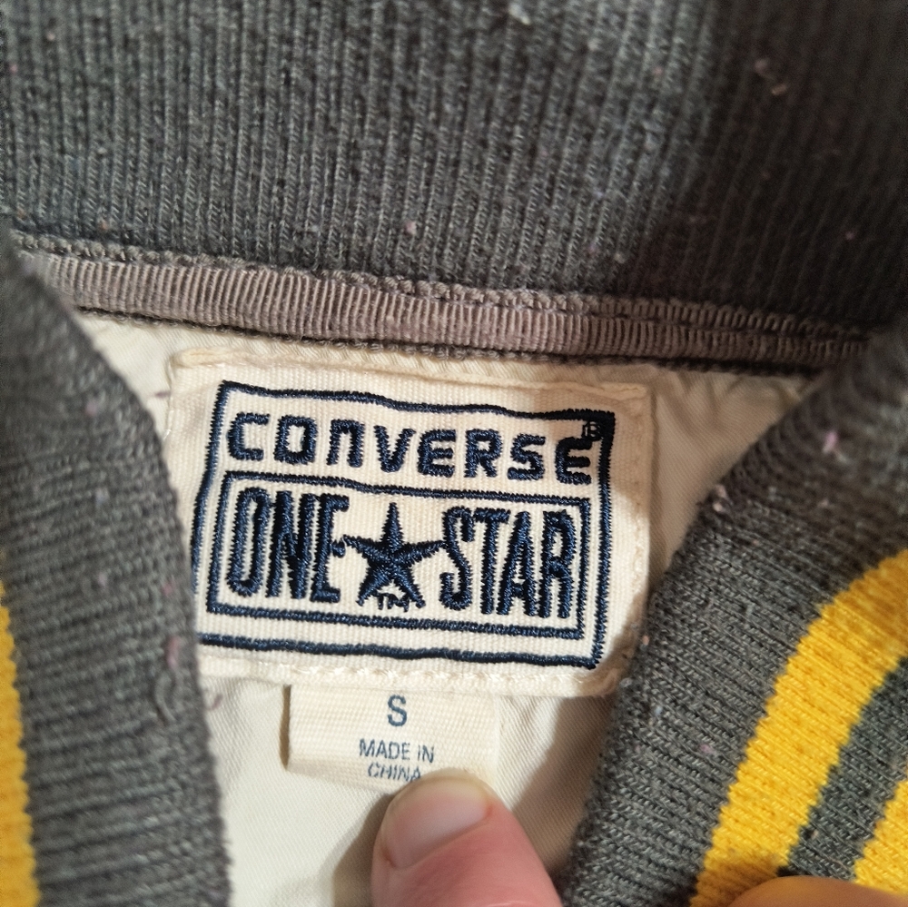3/$10⭐ Converse One-Star crop bomber varsity jacket, wmn small, off-white/brown - Picture 7 of 14